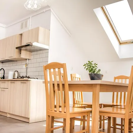 Pogon 아파트 크리니차 즈드로이